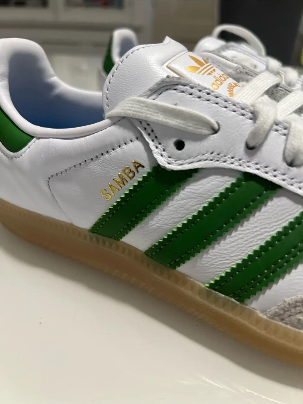 adidas Samba Low-Top Sneakers - White, Green, Gum Sz 6